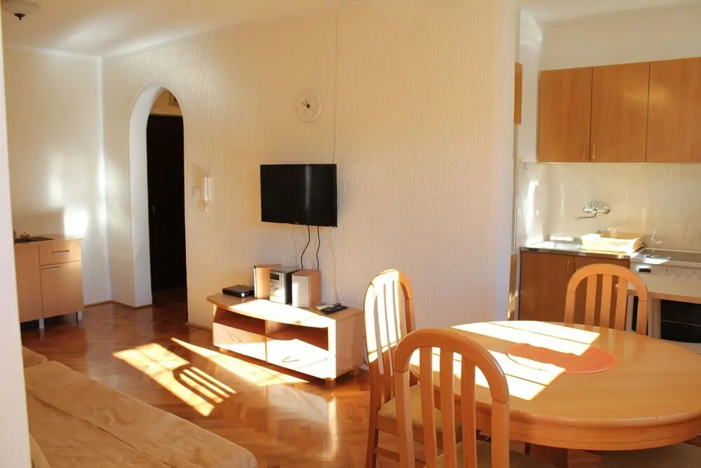 Будва: Sunny Family Apartment