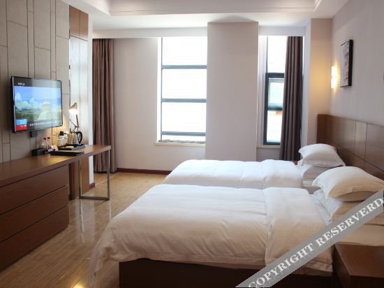 Шиянь: Super 8 Hotel (Shiyan Airport Bailang East Road)