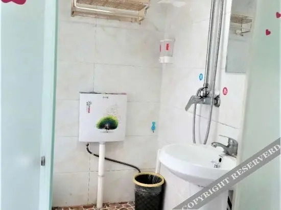 Ухань: Wuhan city 7 + 1 boutique apartment