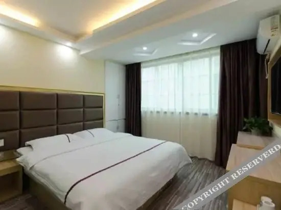 Ухань: Wuhan city 7 + 1 boutique apartment