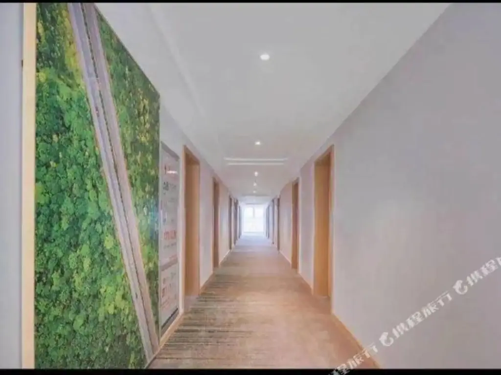 Цзинань: Vienna 3 good hotel (Jinan West Railway Station Medical Center)