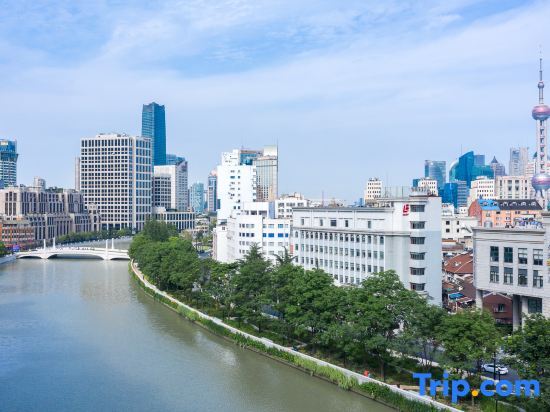 Шанхай: Waitan 333 Hotel (Nanjing East Road Subway Station)
