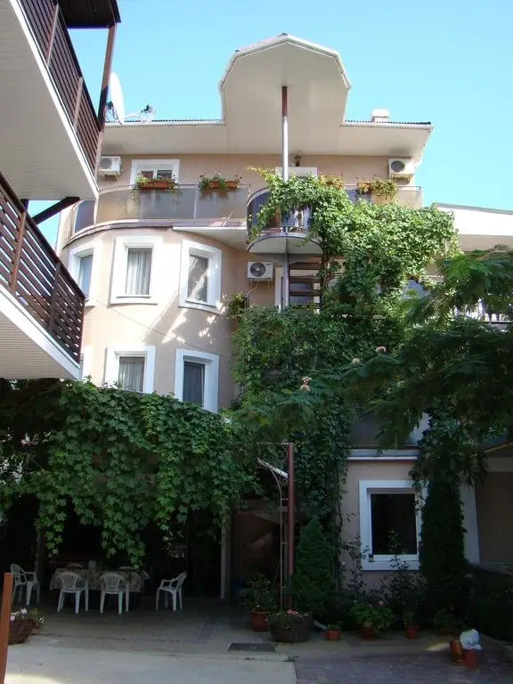 Феодосия: Elling Oazis Guest House