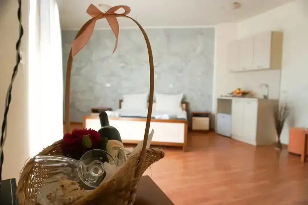 Будва: Residence Bella