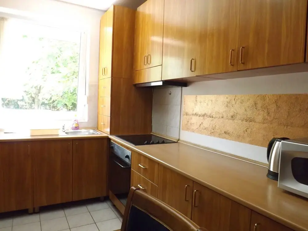 Будва: Three Bedroom Apartment With Garden