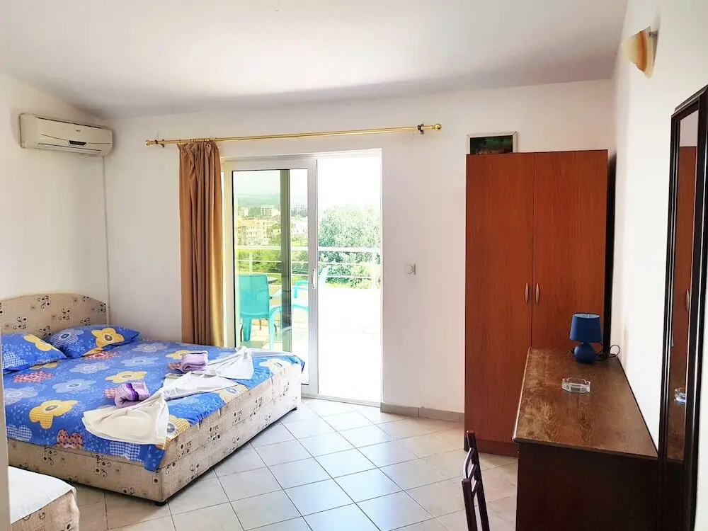 Ульцинь: Doni Apartments