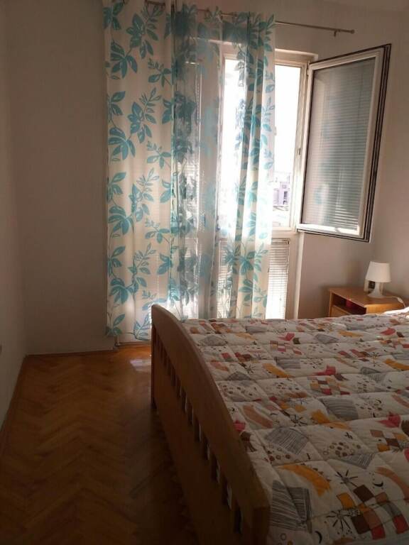 Бар: City Center Apartment