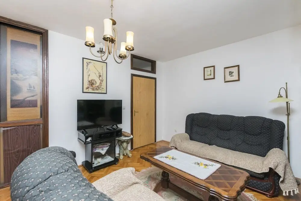 Сутоморе: Apartment Djordje