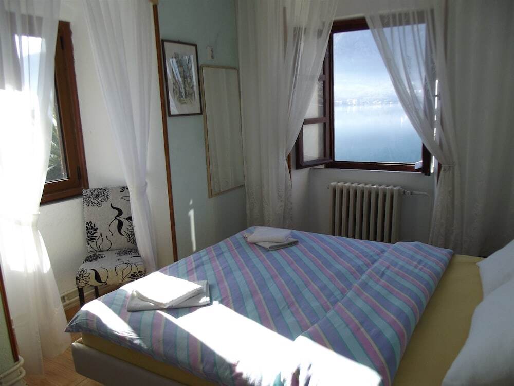 Доброта: Apartment and Rooms Antun
