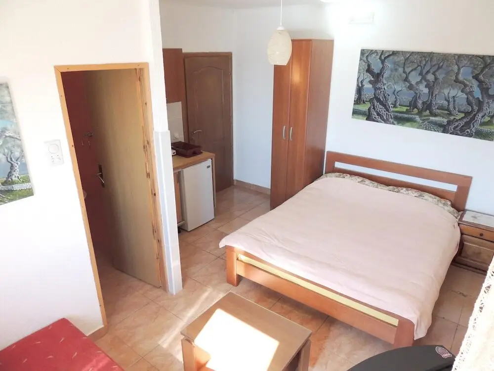 Studio in Ulcinj, With Wonderful sea View, Furnished Balcony and Wifi - 100 m From the Beach — фото 1