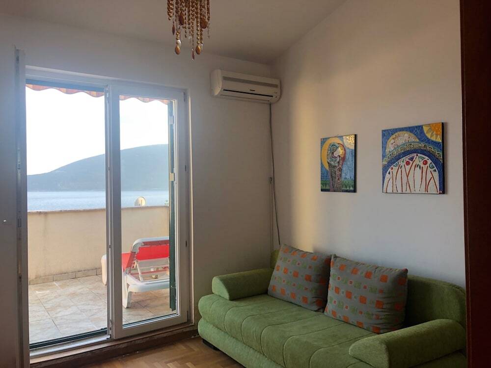 House in Herceg Novi — фото 1