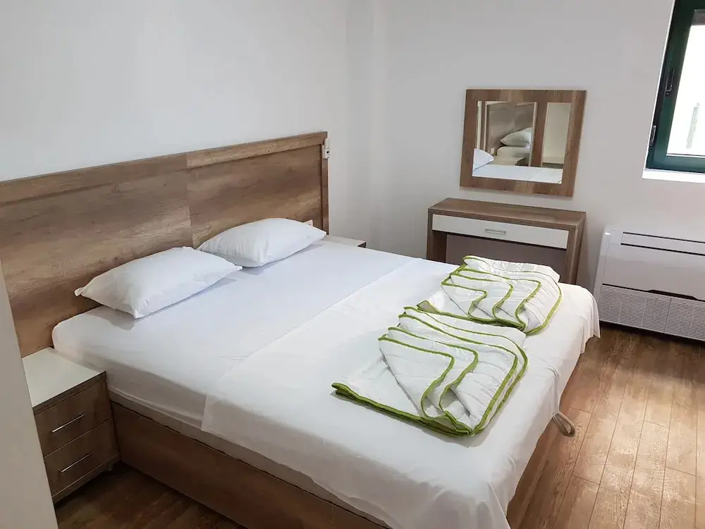 Тиват: Apartments Tivat Obala