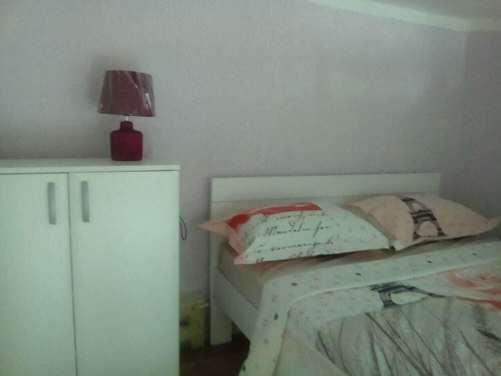 Будва: Romantic Apartment With Gallery
