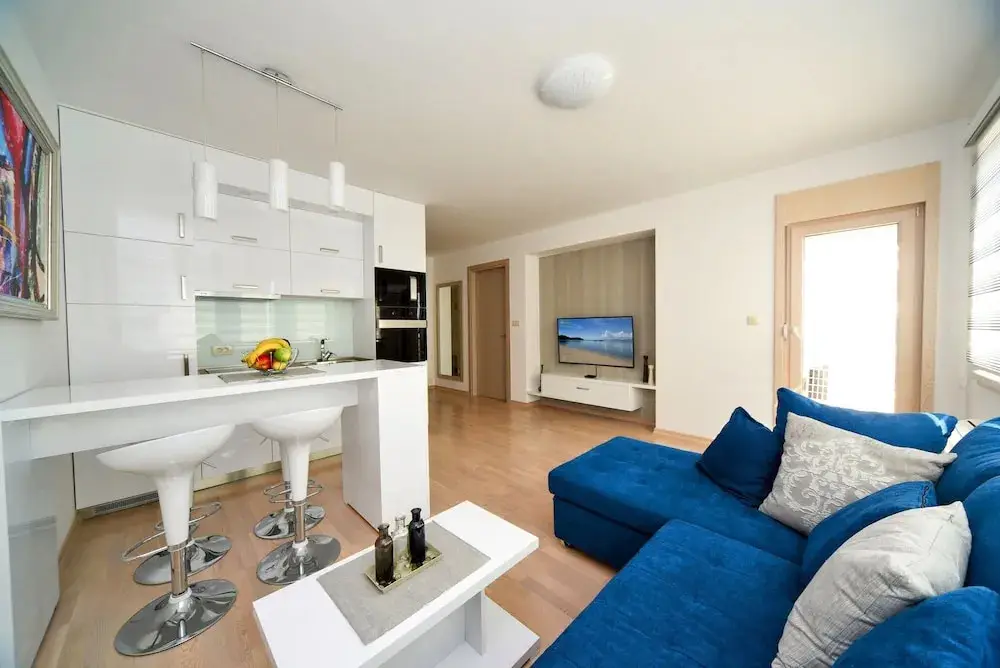 Будва: Lux Beach Apartment