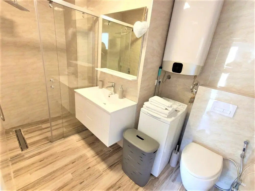 Бечичи: Seaview Brandnew Apartment in Spa Resort Budva