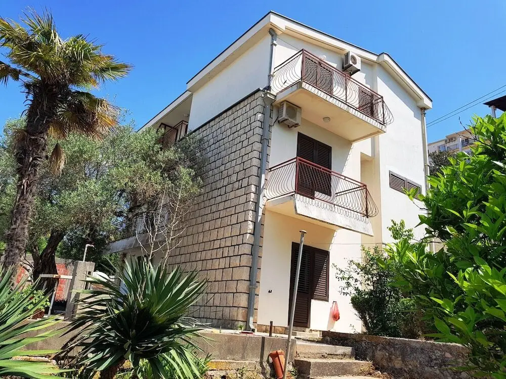Momo sea view apartments — фото 1