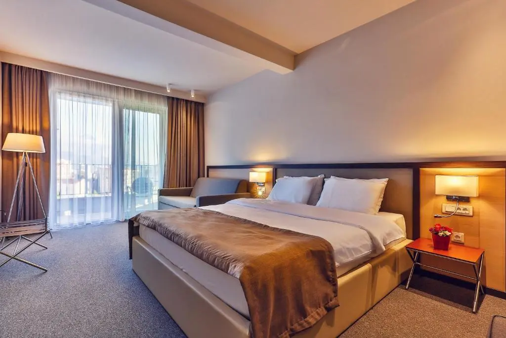 Бечичи: Hotel Bono