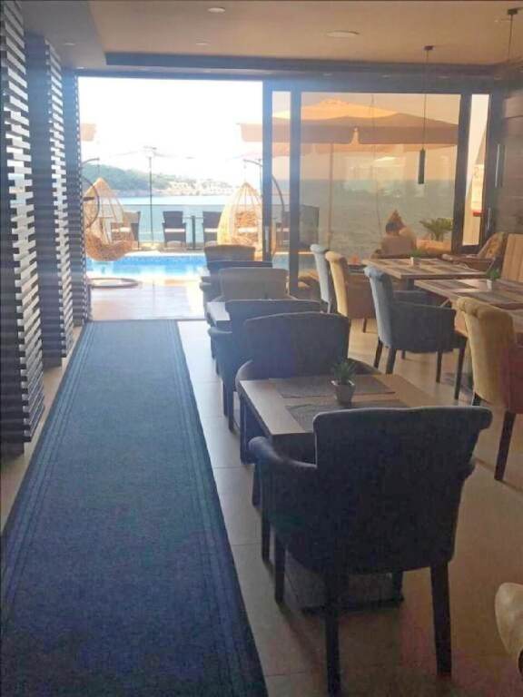 Добро Вода: Apartment and Rooms Lux Beciragic