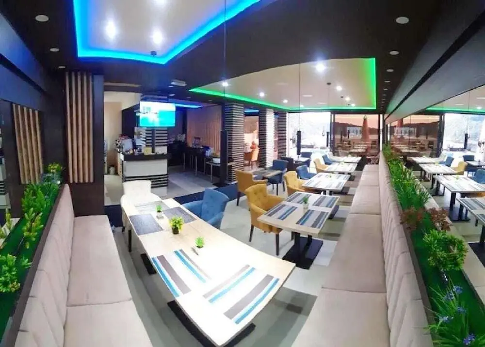Добро Вода: Apartment and Rooms Lux Beciragic
