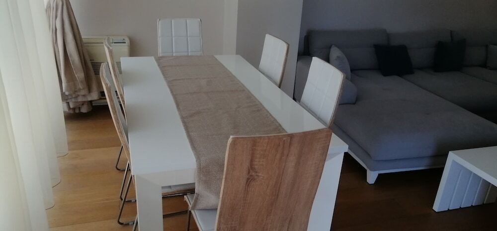 Будва: Superior Luxury Tre Canne Budva