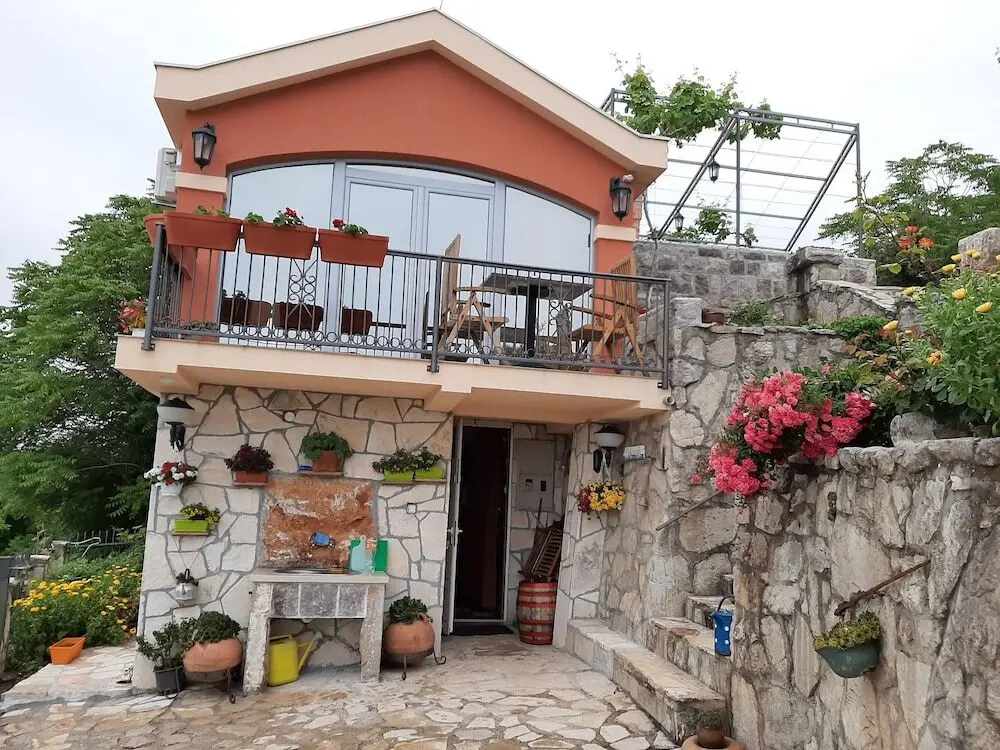 Будва: Apartments Kamena Ruza