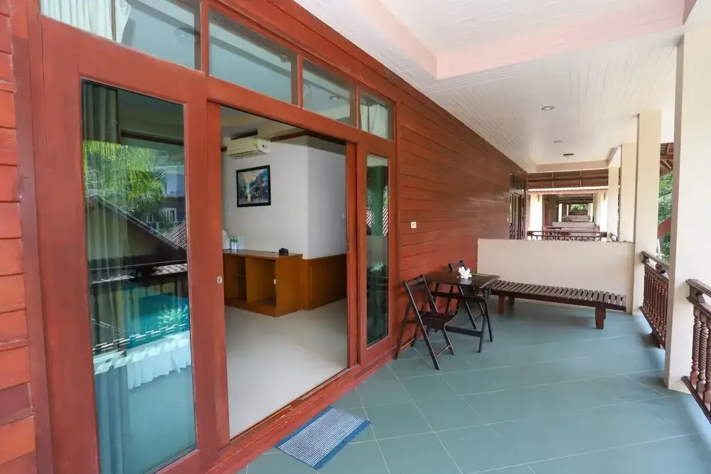 Experience Thai Island life - Beachfront resort Koh Phangan — фото 1