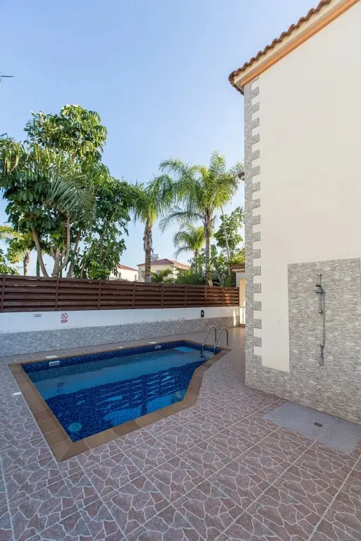 Айя-Напа: Nissi Supreme Double Suite With Sea View
