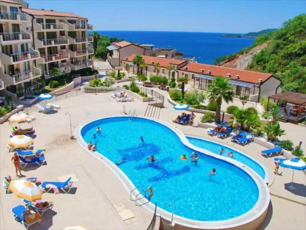 Пржно: Apartment with Swimming Pool for with Terrace and Ac