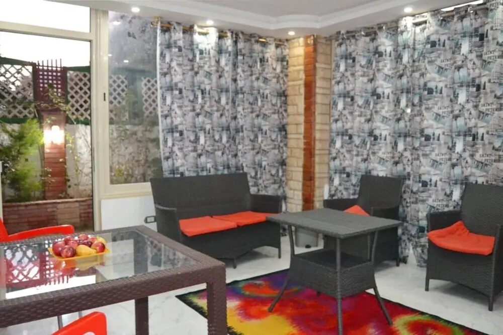 Александрия: Luxury Garden Apartment in Maamoura Beach
