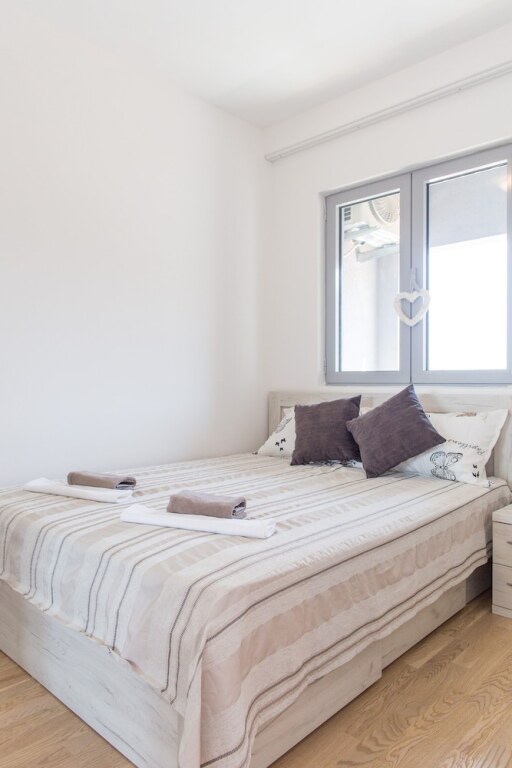 Будва: Natasha Sea View Apartment