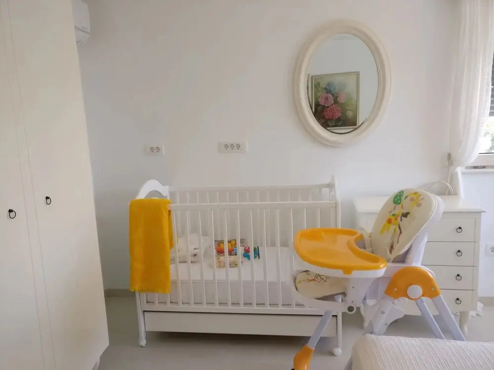Тиват: 1-bed Large Apartment in Tivat Swiming Pool