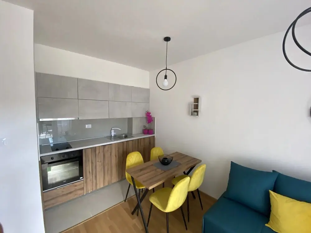 Будва: One bedroom apartment SUNRISE