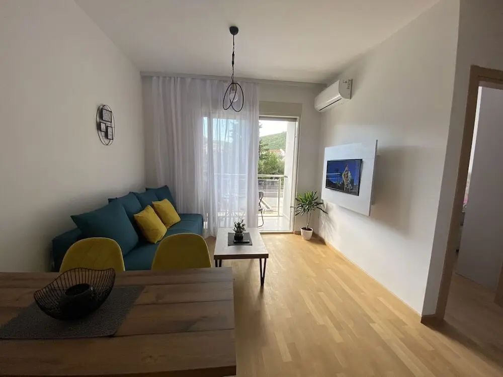 Будва: One bedroom apartment SUNRISE