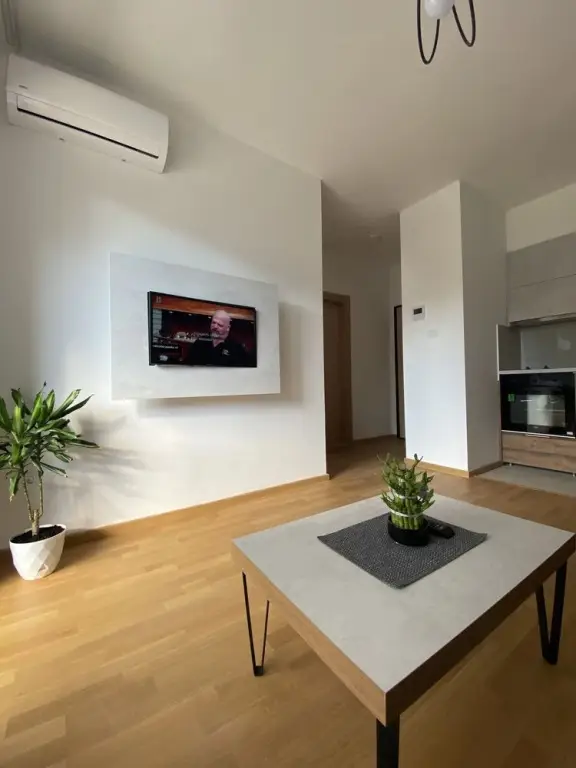 Будва: One bedroom apartment SUNRISE