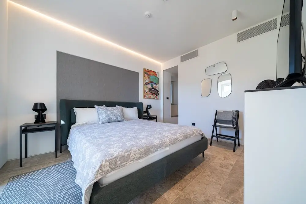 Тиват: Villa Lastva is a Five Star Seafront Luxury Villa With Privite Pool