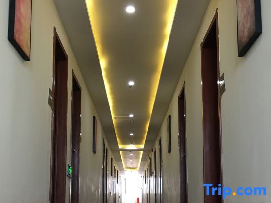 Шицзячжуан: Send hotel (shijiazhuang development zone of tianshan mountain park inn)