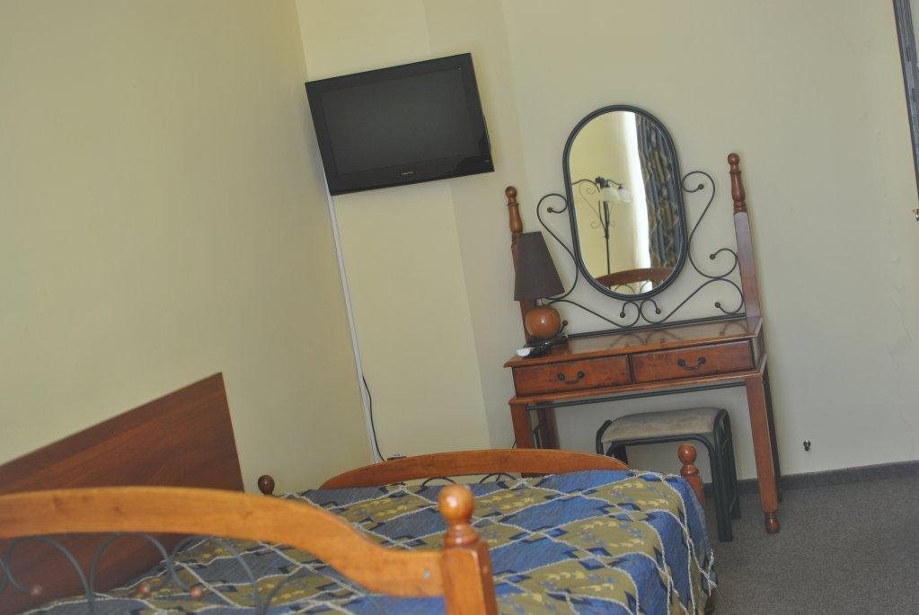 Феодосия: U Sestry Hotel