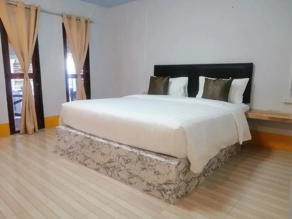 Старая часть Ланты: Kohmook boonchu boutique hotel