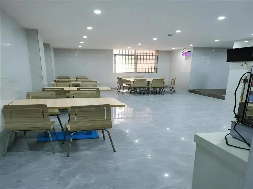 Маоминг: City Comfort Inn Maoming Huazhou Bei‘an Bus Station