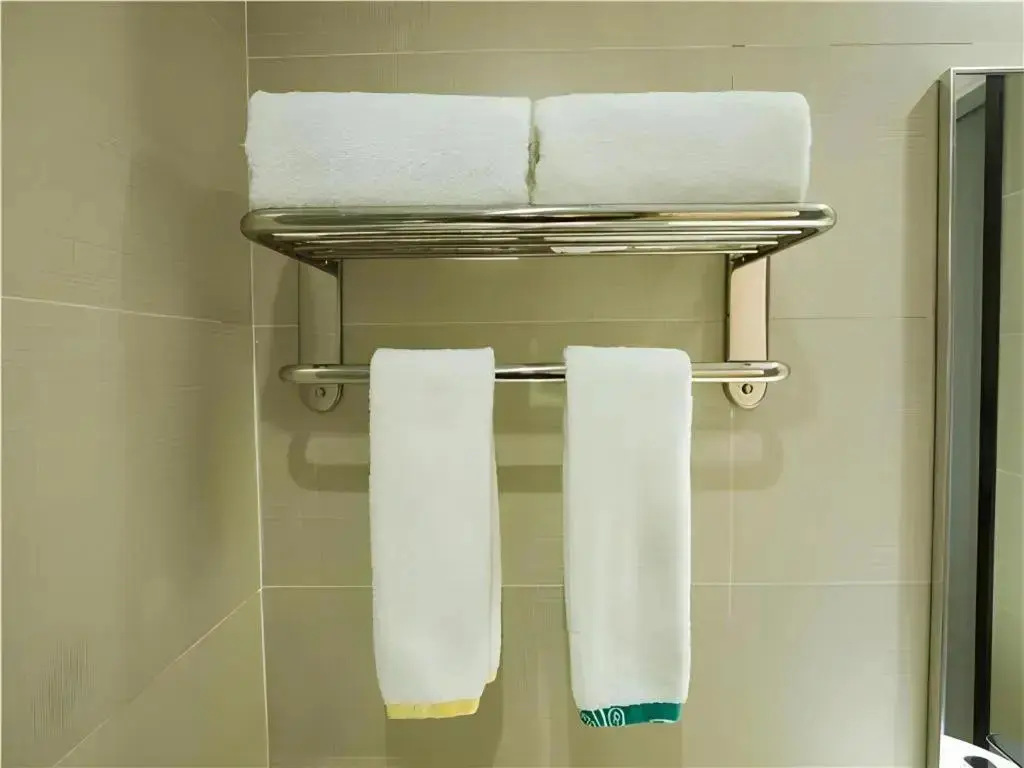 Маоминг: City Comfort Inn Maoming Huazhou Bei‘an Bus Station