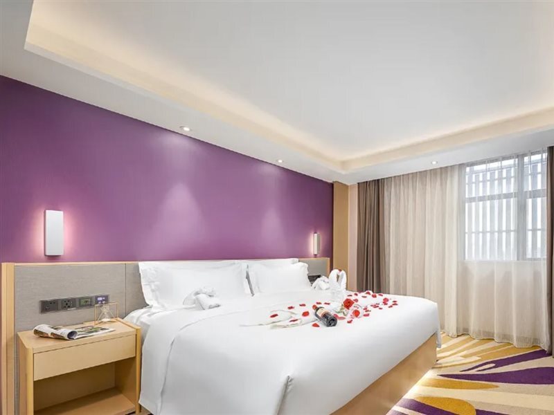 Шэньчжэнь: Lavande Hotel (Shenzhen International Convention and Exhibition Center & Shajing Jingji Baina)