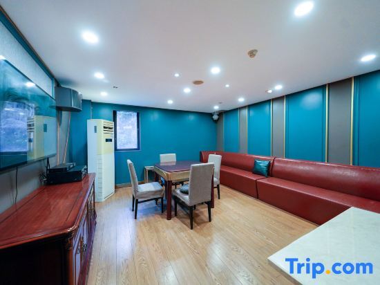 Шанхай: Vienna Classic Hotel(Shanghai Jinhaihu Subway Station Branch)