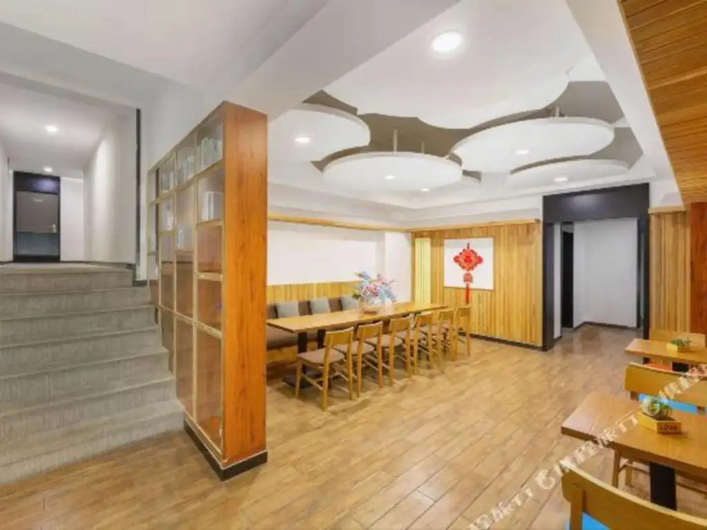 Далянь: Dalian Tianxi Selected Hotel