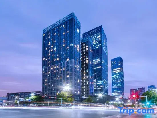 Шэньчжэнь: Qianqideng Administration Apartment (Shenzhen North Railway Station Huilong Central Branch)
