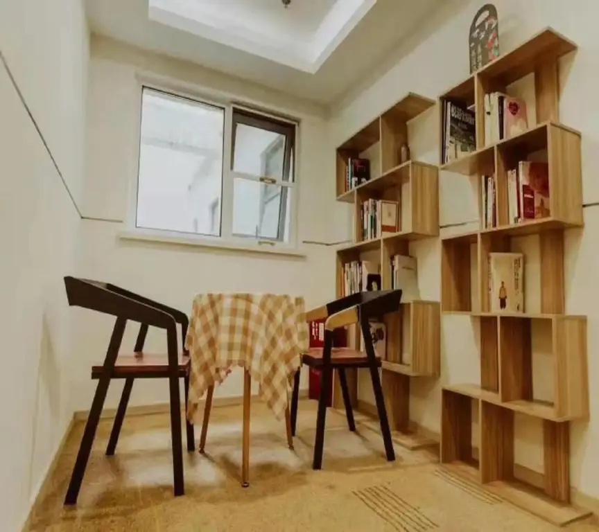 Таншань: Hanting Hotel Tangshan Jianshe Nan Road Nanhu Park