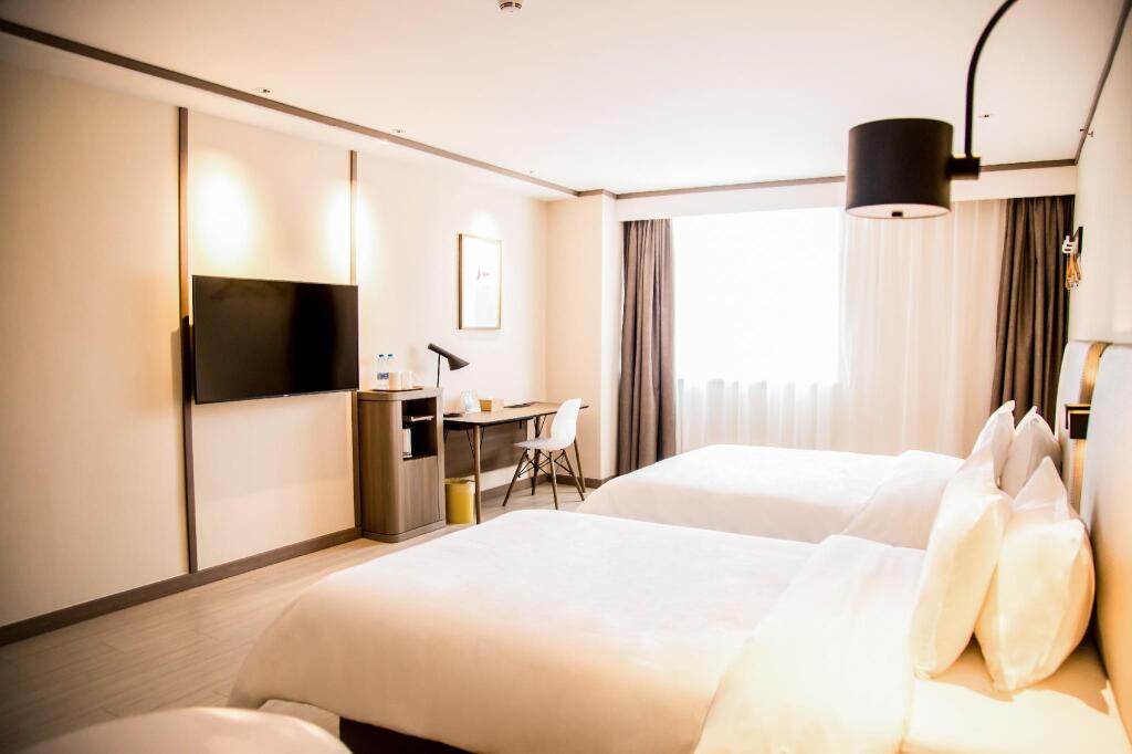 Яньтай: Hanting Hotel Yantai Development Zone Foxconn