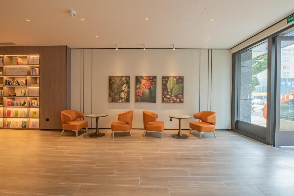 Чэнду: Hanting Hotel Chengdu Yipintianxia Metro Station