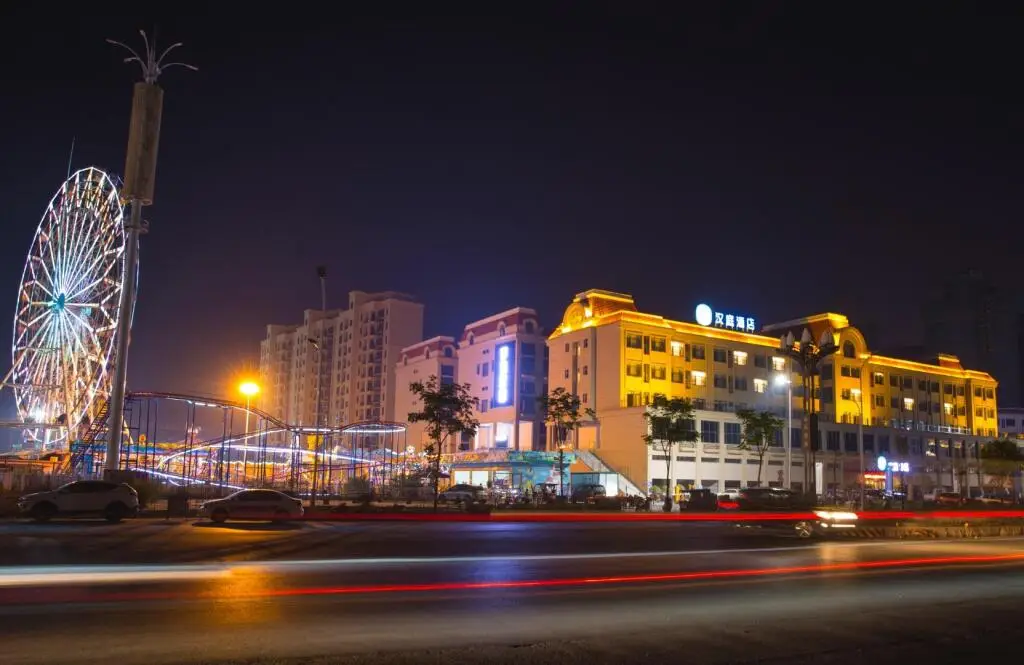 Чжанцзяцзе: Hanting Hotel Zhangjiajie Cili Bolian Tianjie