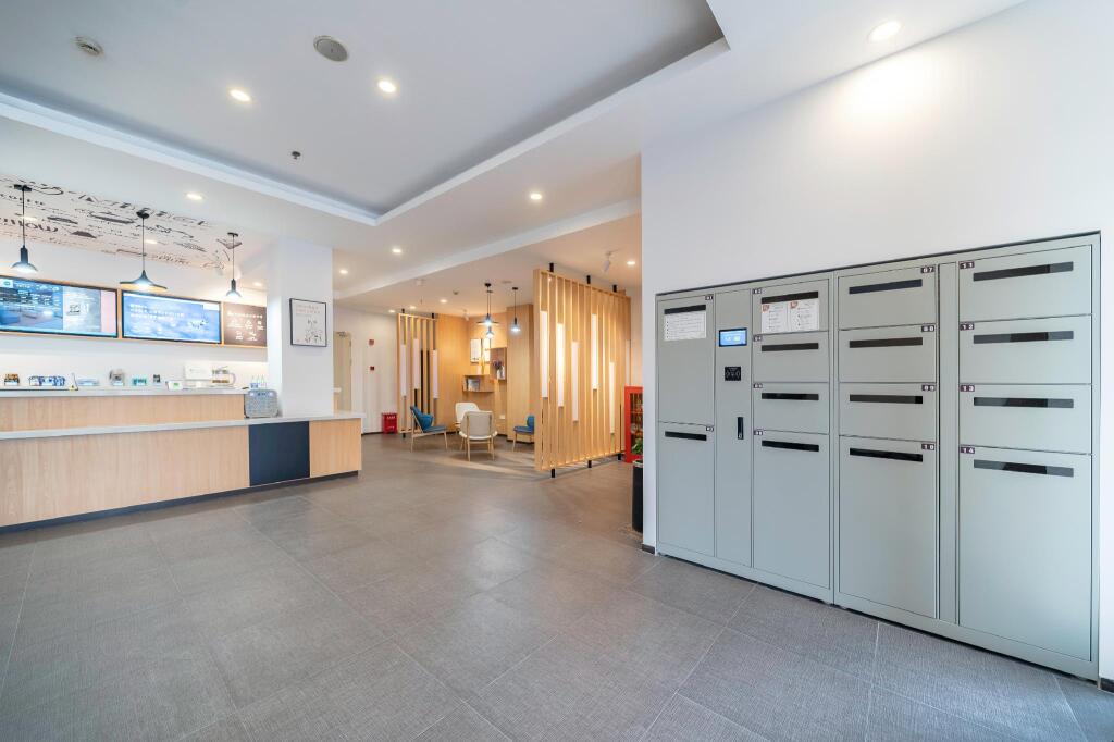 Шанхай: Hanting Hotel Shanghai Huinan Yuzhou Commercial Plaza