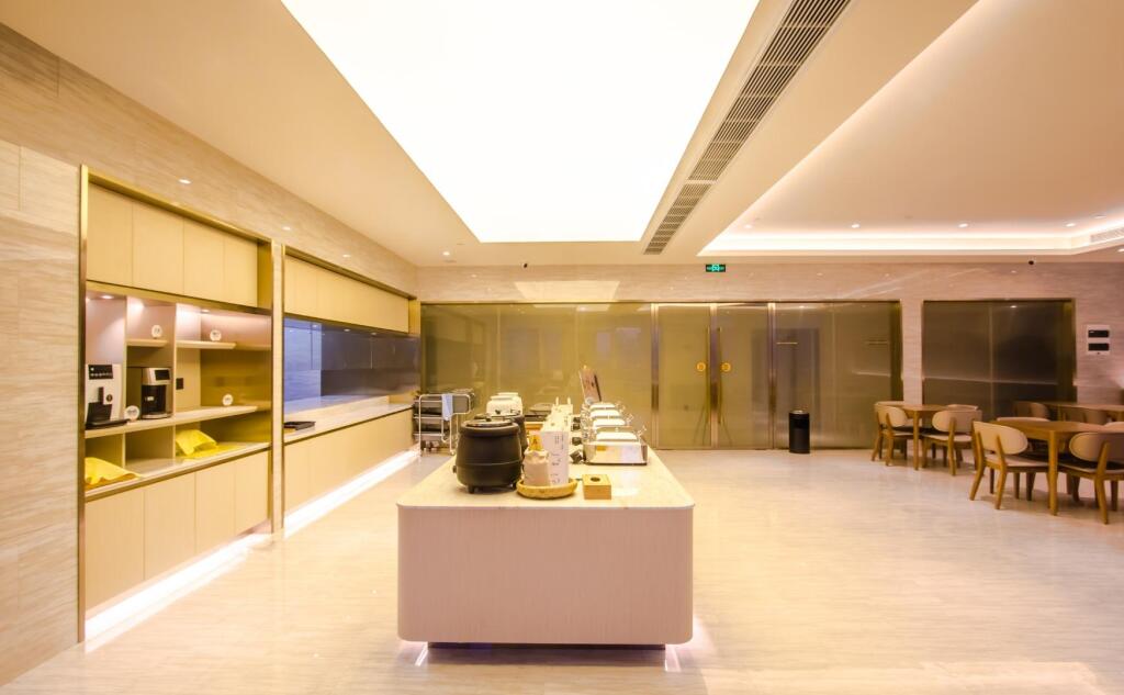 Ханчжоу: Ji Hotel  Hangzhou Linping Xincheng